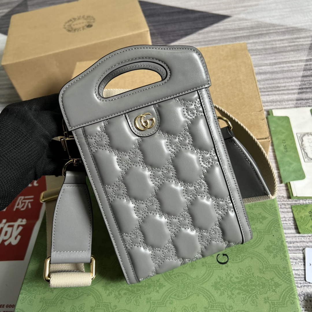 Gucci 723776 GG Matelassé Top Handle Mini Bag Grey | gucci 723776 gg matelasse top handle mini bag grey 8