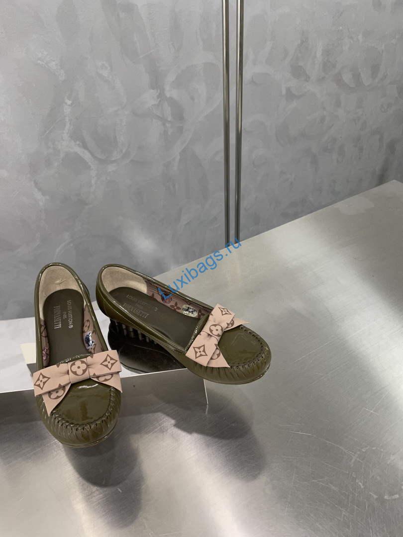 LV 1A65IZ Louis Vuitton Women's shoes loafers L68280 | lv 1a65iz louis vuitton womens shoes loafers l68280 9