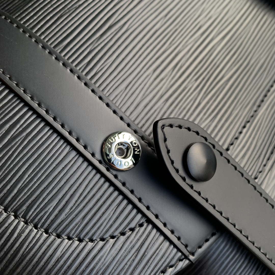 LV M41079 Louis Vuitton Christopher MM Epi Black With Yellow Logo | lv m41079 louis vuitton christopher mm epi black with yellow logo 007