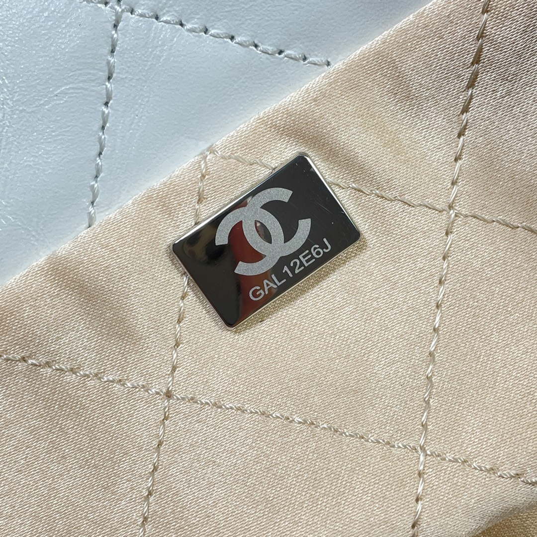 Chanel 22 Large Handbag Shiny Calfskin AS3262 White with Silver Logo | chanel 22 large handbag shiny calfskin as3262 white with silver logo 008