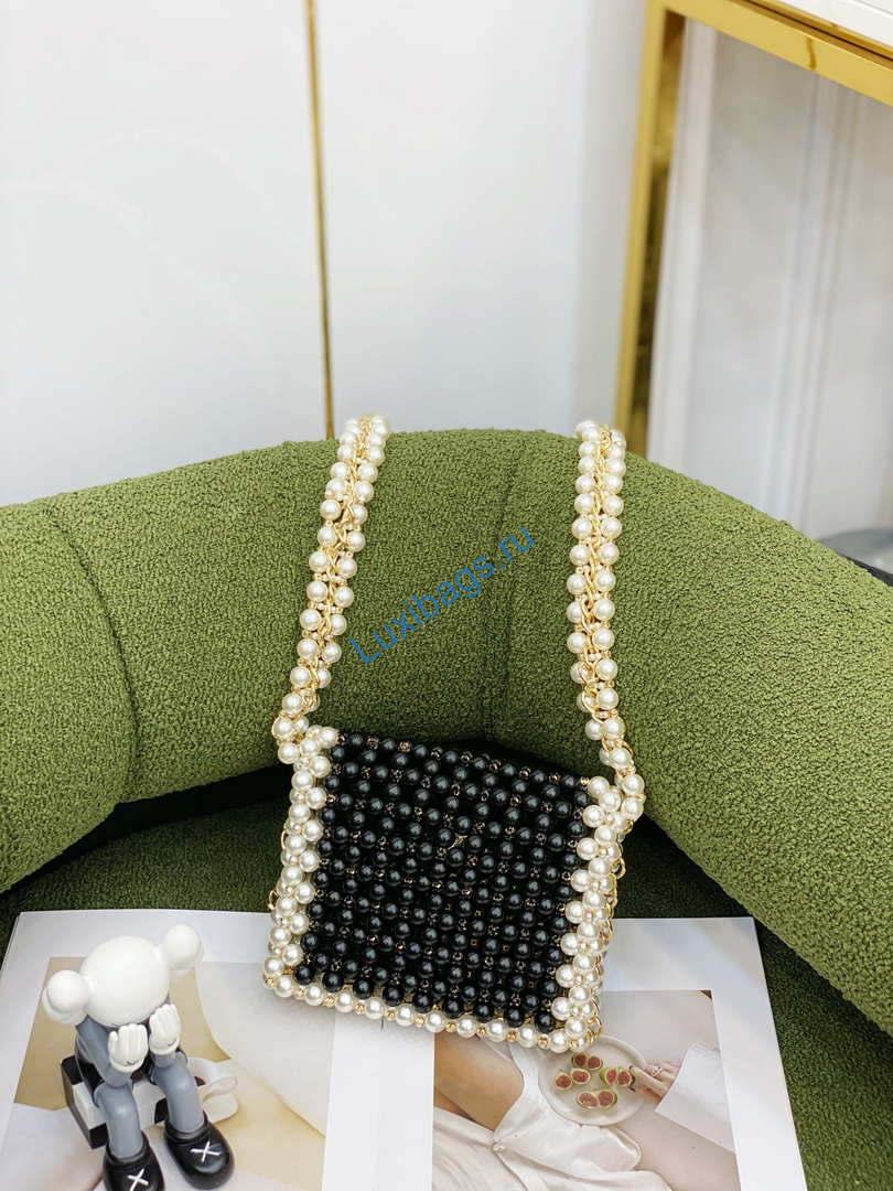 Chanel 22SS summer new collection artificial pearls and glazed pearl strings Black | chanel 22ss summer new collection artificial pearls and glazed pearl strings black 002