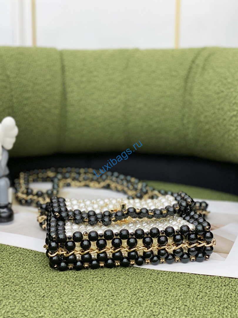 Chanel 22SS summer new collection artificial pearls and glazed pearl strings White | chanel 22ss summer new collection artificial pearls and glazed pearl strings white 006