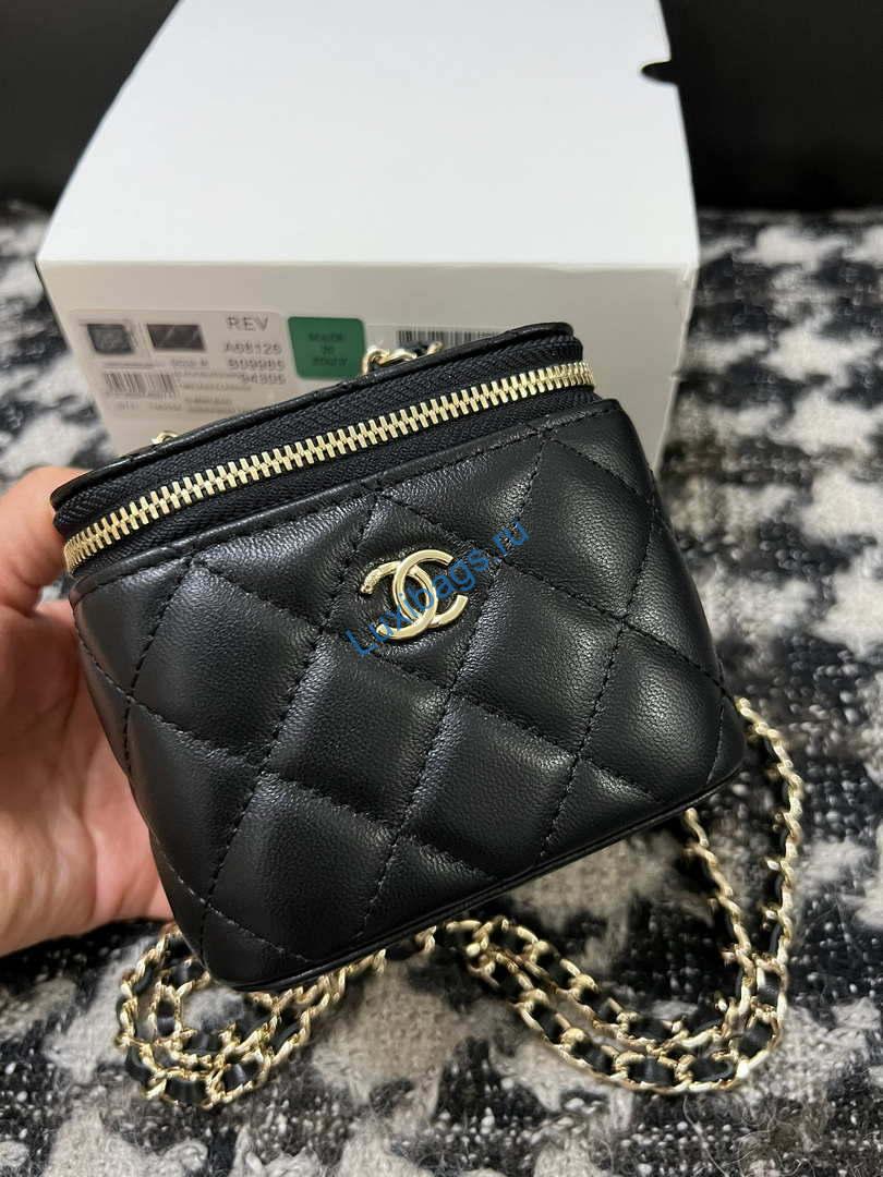 Chanel AP1447 Small Vanity With Chain Calfskin Black | chanel ap1447 small vanity with chain calfskin black 002