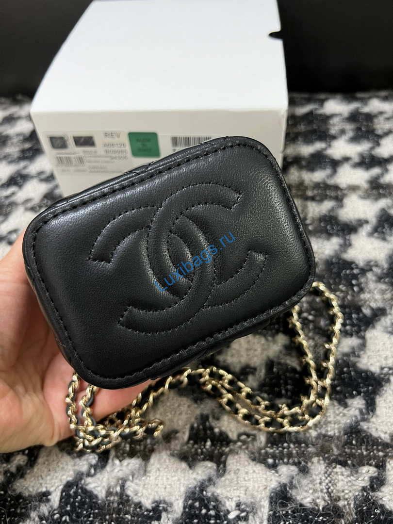 Chanel AP1447 Small Vanity With Chain Calfskin Black | chanel ap1447 small vanity with chain calfskin black 003