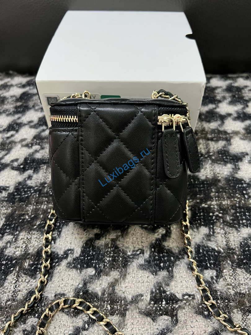 Chanel AP1447 Small Vanity With Chain Calfskin Black | chanel ap1447 small vanity with chain calfskin black 004