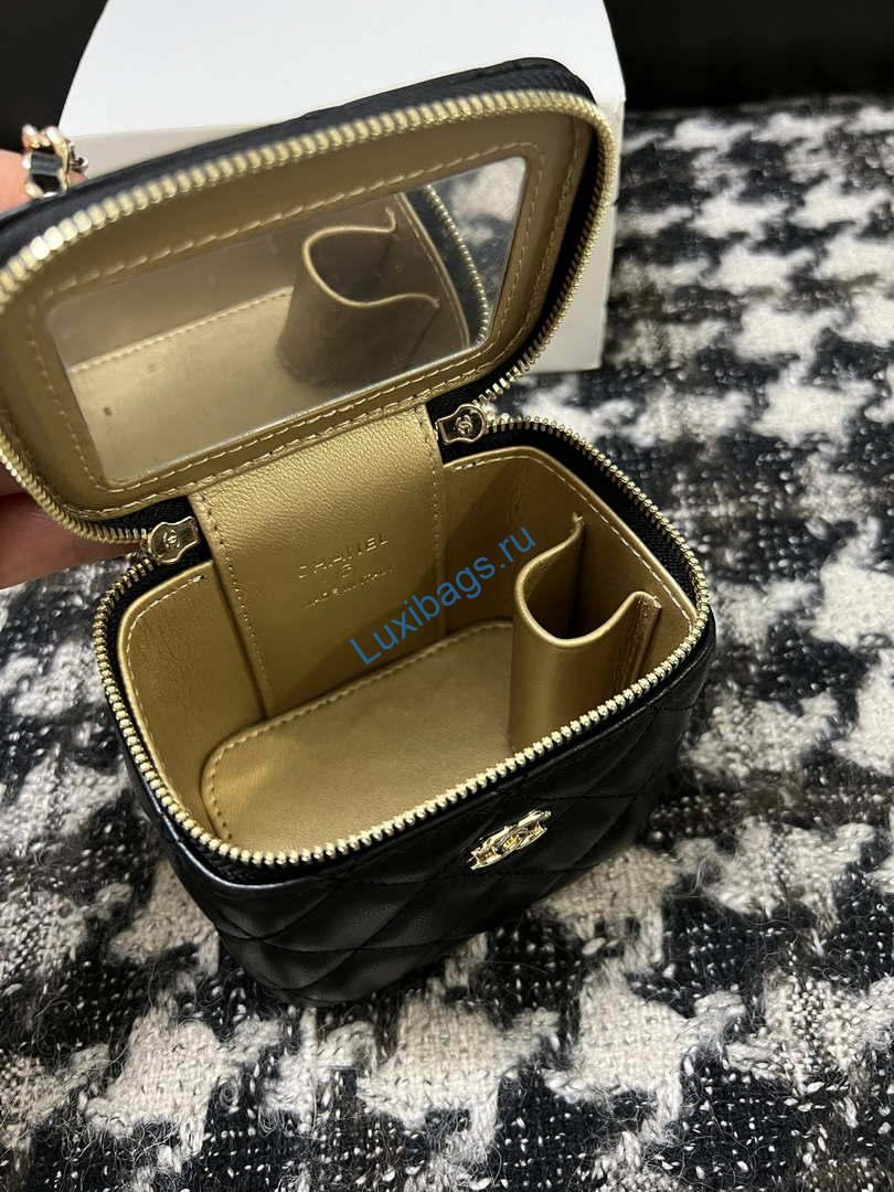 Chanel AP1447 Small Vanity With Chain Calfskin Black | chanel ap1447 small vanity with chain calfskin black 006