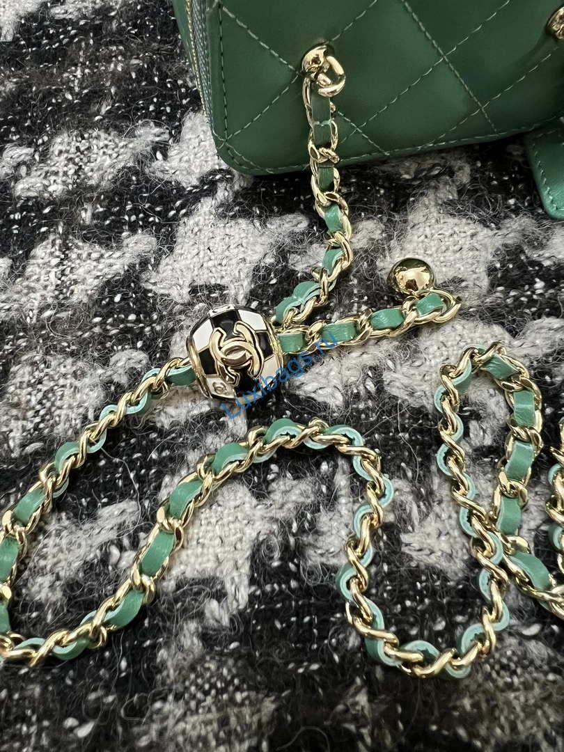 Chanel AP1447 Small Vanity With Chain Calfskin Green | chanel ap1447 small vanity with chain calfskin green 006