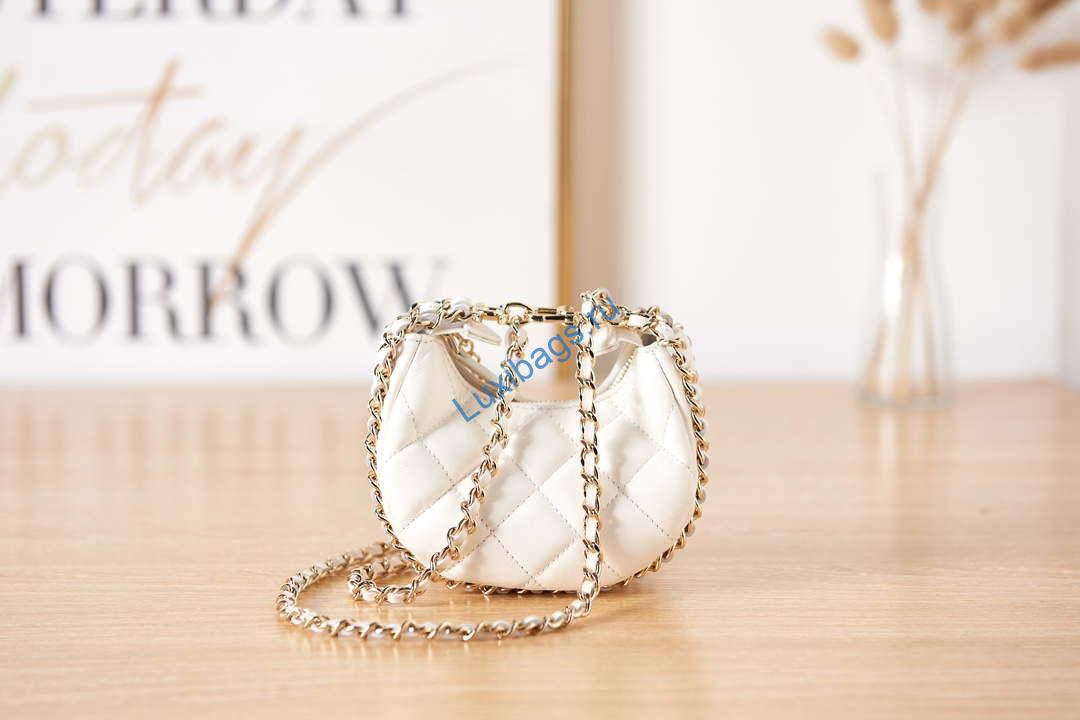 Chanel AP3232 Clutch With Chain Lambskin & Shiny Light Gold Metal White | chanel ap3232 clutch with chain lambskin shiny light gold metal white 003