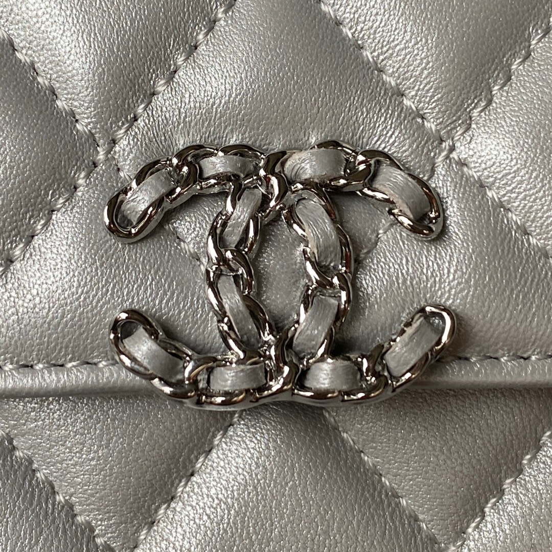 Chanel AP3238 Flap Chain Bag Gray Lambskin Gold With Handle Bag | chanel ap3238 flap chain bag gray lambskin gold with handle bag 002