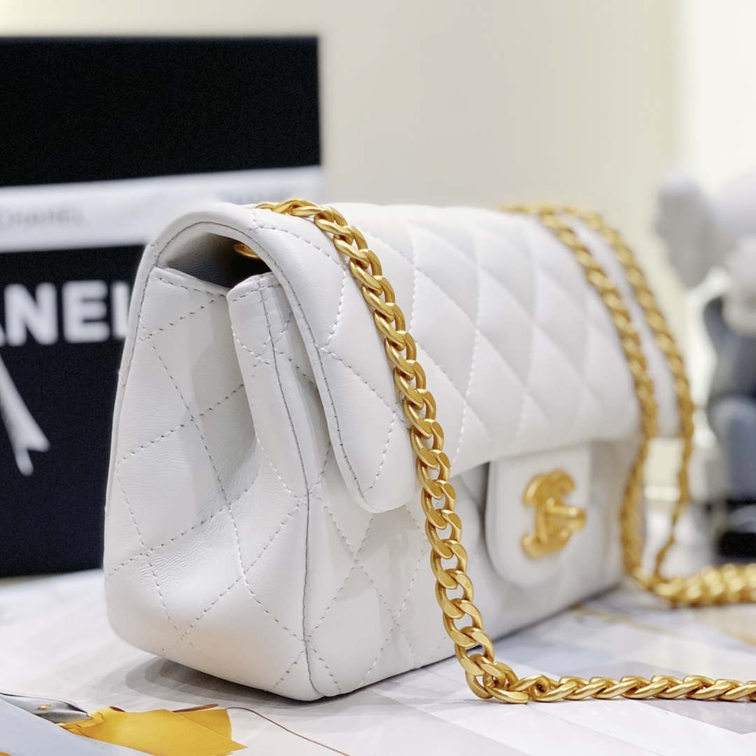 Chanel AS3041 Flap Classic Bag CF Camellia Lambskin White Gold | chanel as3041 flap classic bag cf camellia lambskin white gold 004