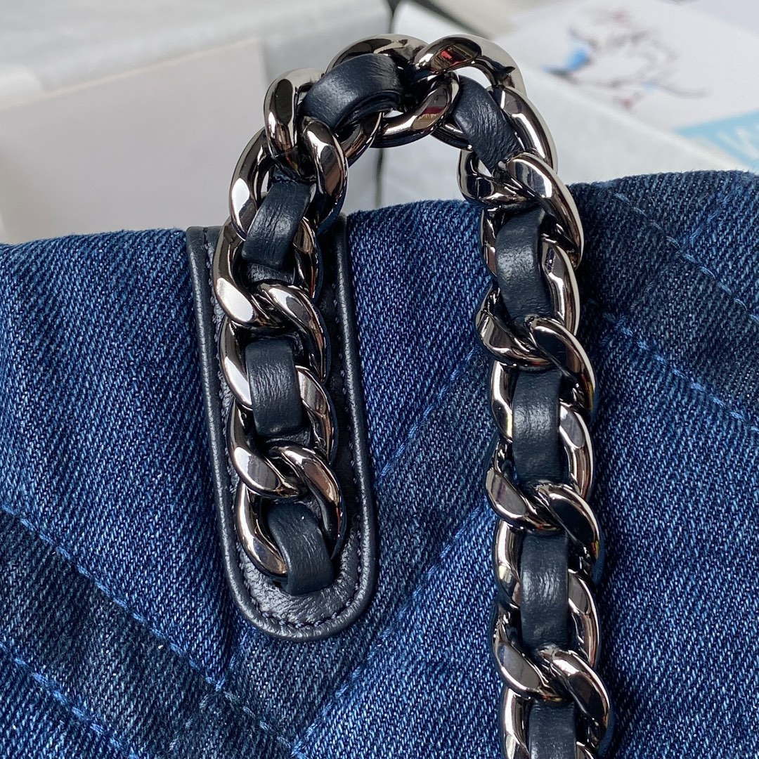 Chanel AS3519 CHANEL 23K Shopping Bag Denim Blue | chanel as3519 chanel 23k shopping bag denim blue 004