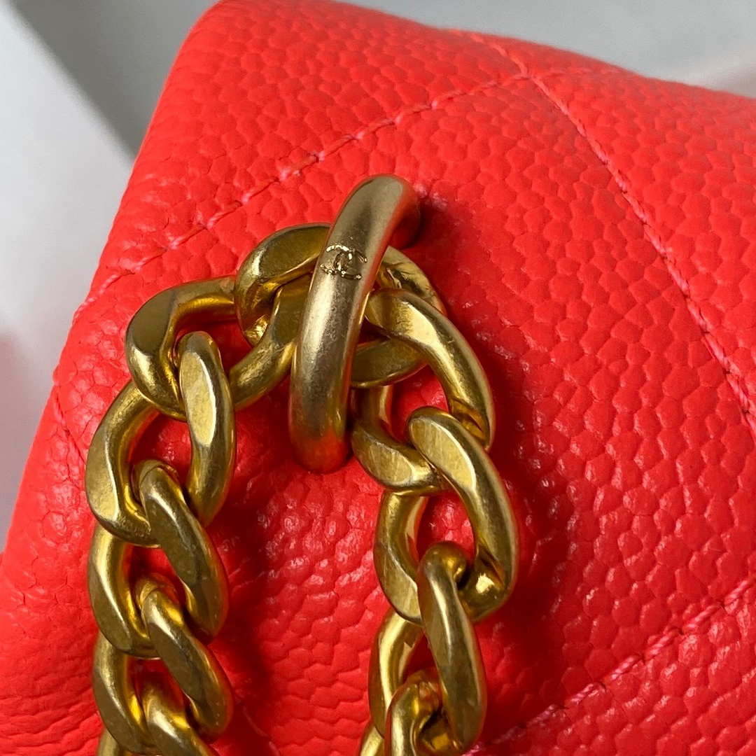 Chanel AS3829 Mini Flap Chain Bag Red Calfskin Gold | chanel as3829 mini flap chain bag red calfskin gold 004 09dc67c0 32b7 4281 9b96 f2b189afd5d0