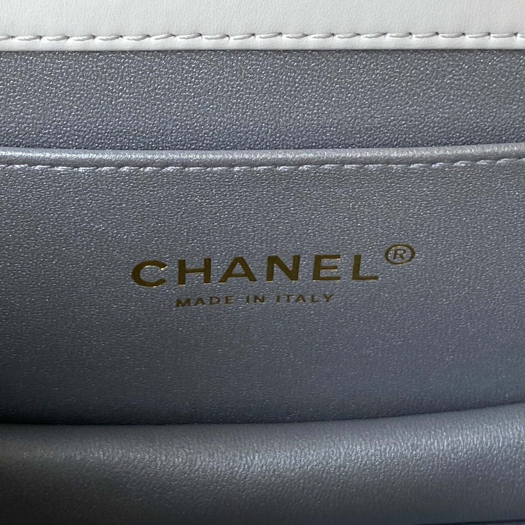 Chanel AS3886 Mini Flap Bag With Top Handle Shiny Calfskin White Gold | chanel as3886 mini flap bag with top handle shiny calfskin white gold 007