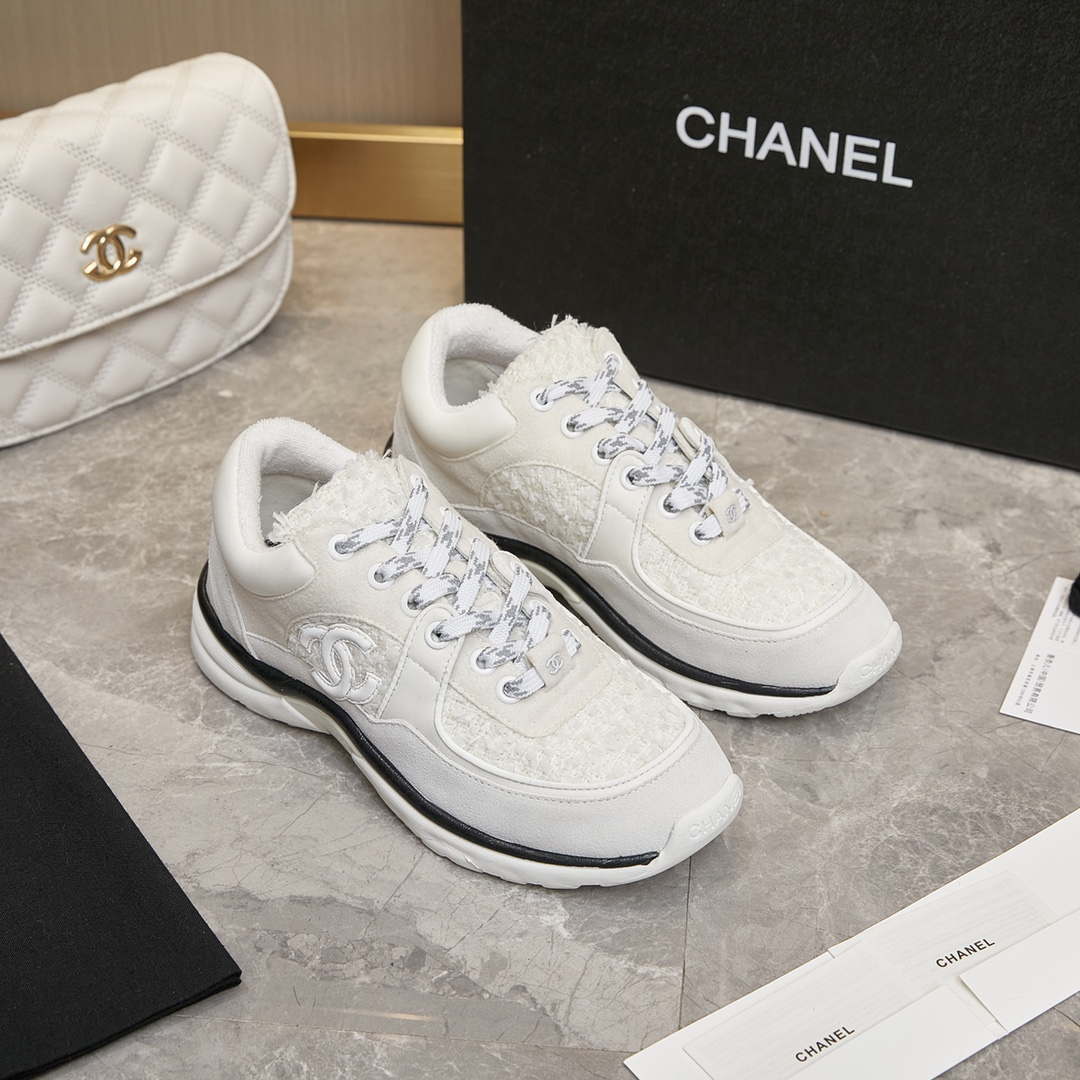 Chanel Men Women's Sneaker Shoes G38753 White | chanel men womens sneaker shoes g38753 white 002