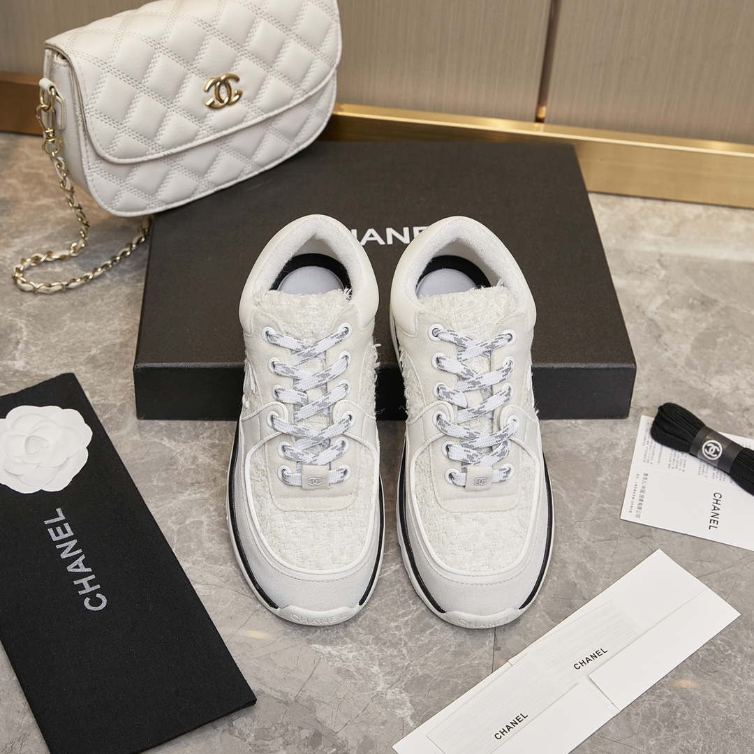 Chanel Men Women's Sneaker Shoes G38753 White | chanel men womens sneaker shoes g38753 white 004