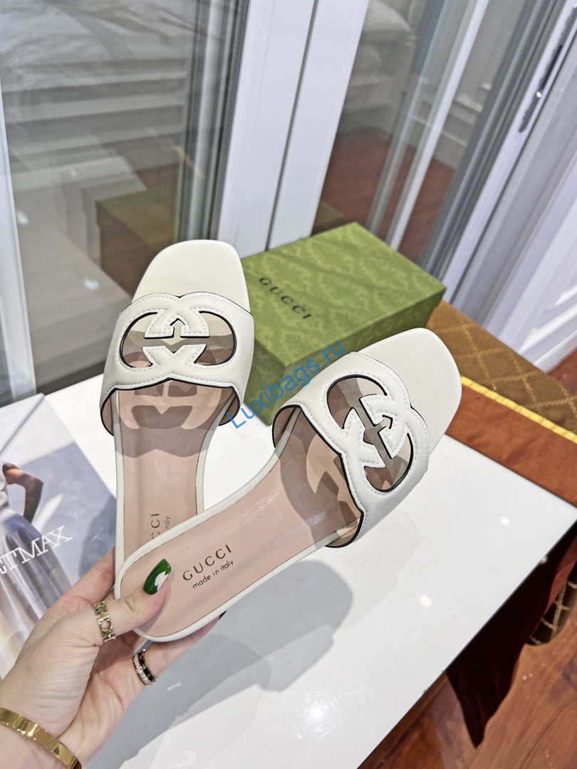 Gucci 694451 Women's Interlocking G cut-out slide sandal Beige | gucci 694451 womens interlocking g cut out slide sandal beige 005