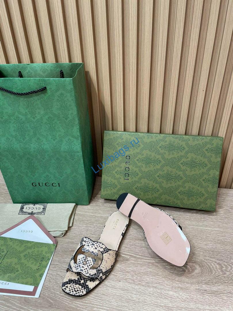 Gucci 694451 Women's Interlocking G cut-out slide sandal G66762 | gucci 694451 womens interlocking g cut out slide sandal g66762 9