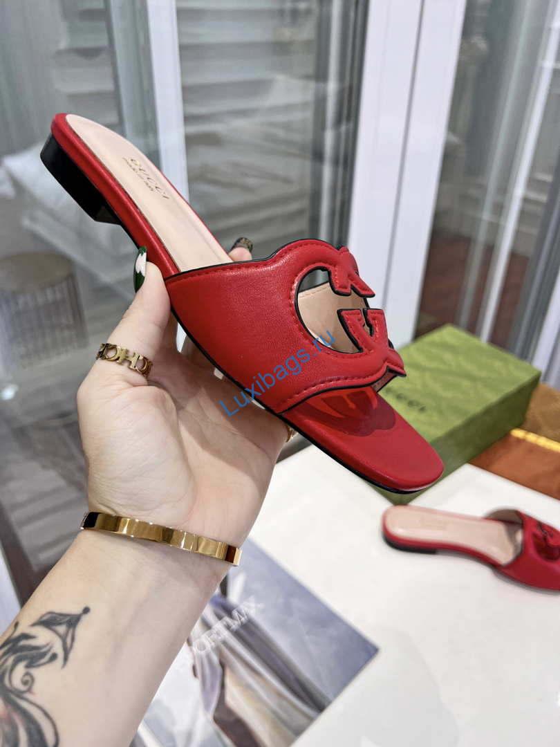 Gucci 694451 Women's Interlocking G cut-out slide sandal Red | gucci 694451 womens interlocking g cut out slide sandal red 005