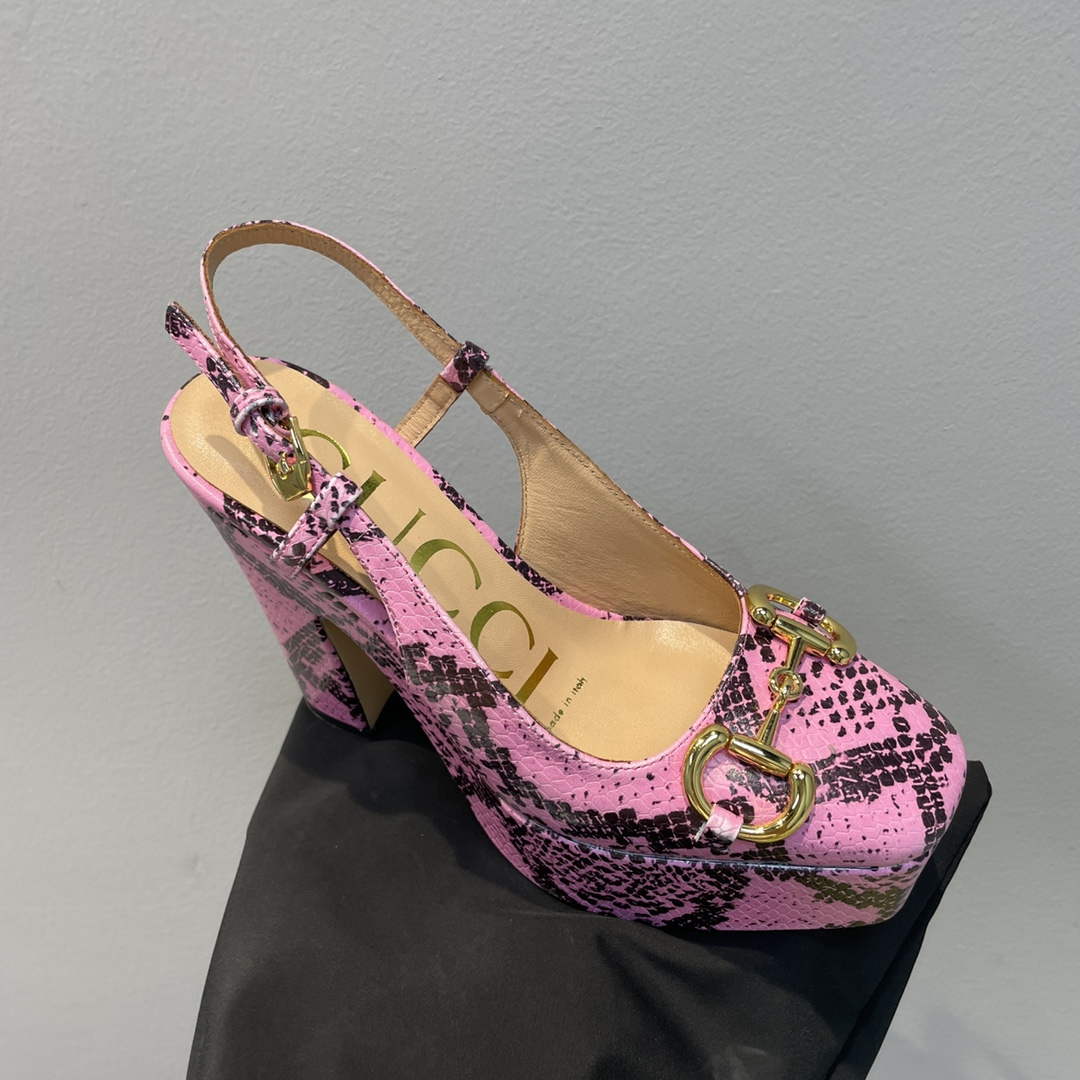 Gucci 723837 Women's python print high heel pump G66745 | gucci 723837 womens python print high heel pump g66745 8