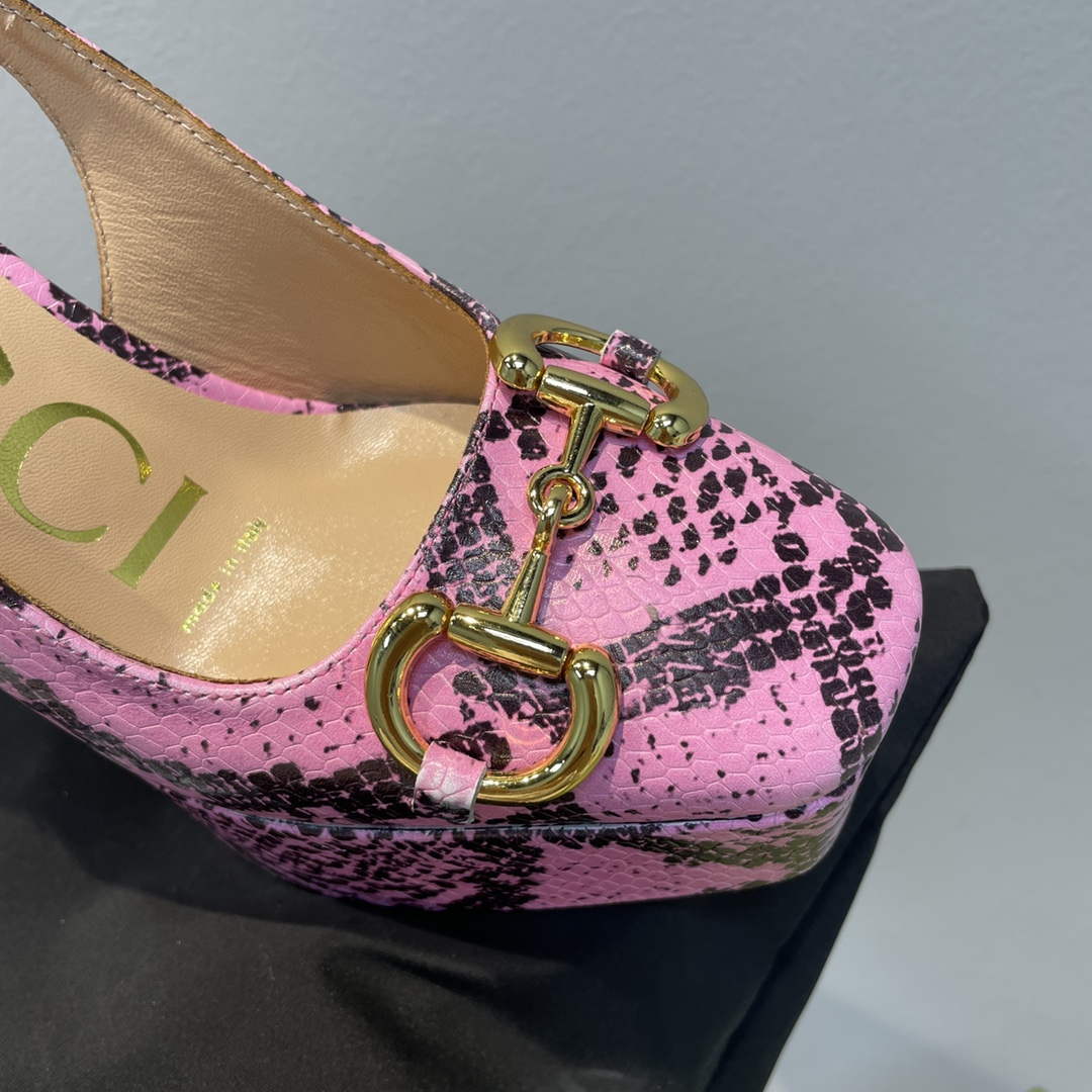 Gucci 723837 Women's python print high heel pump G66745 | gucci 723837 womens python print high heel pump g66745 9