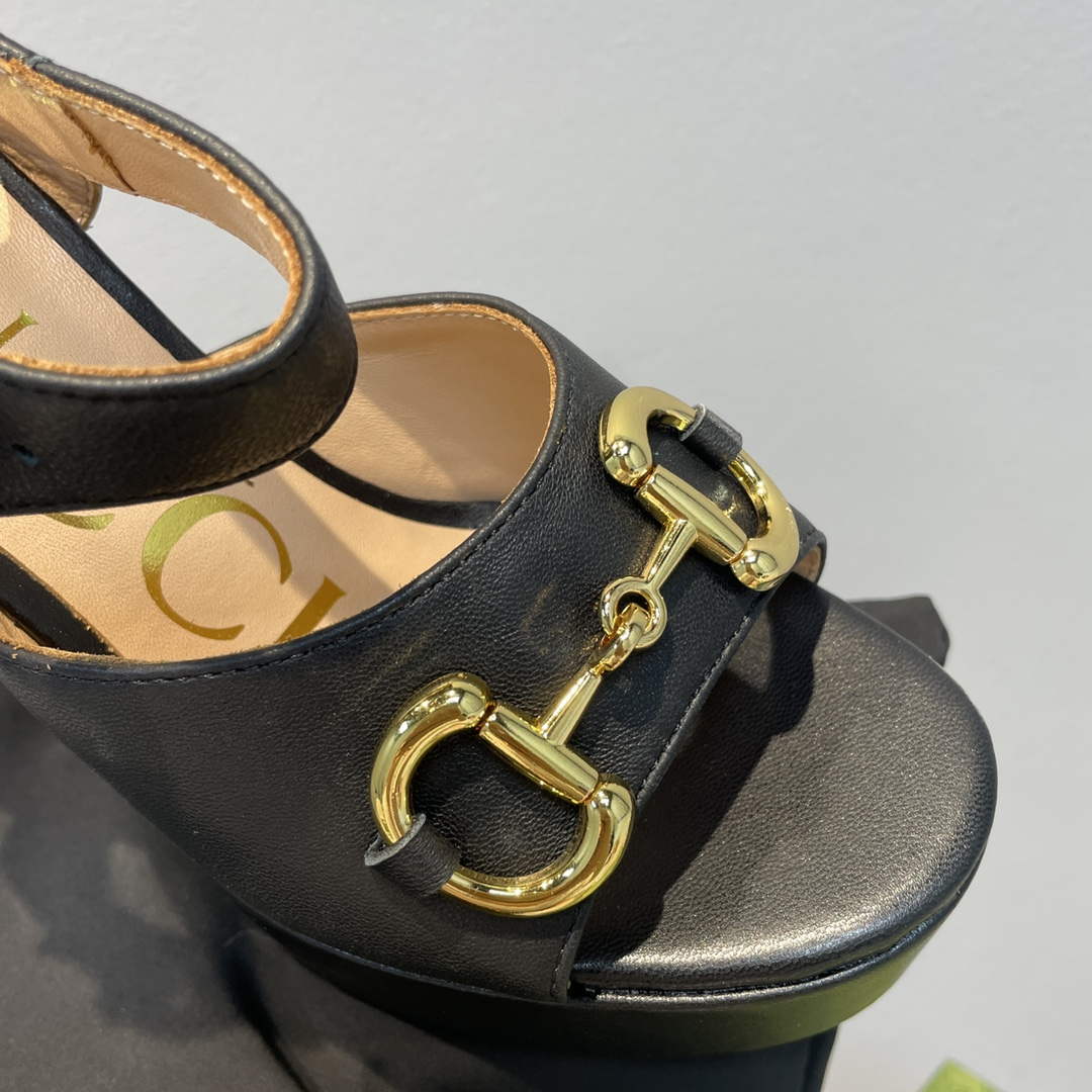 Gucci 723838 Women's high heel pump G66747 | gucci 723838 womens high heel pump g66747 9