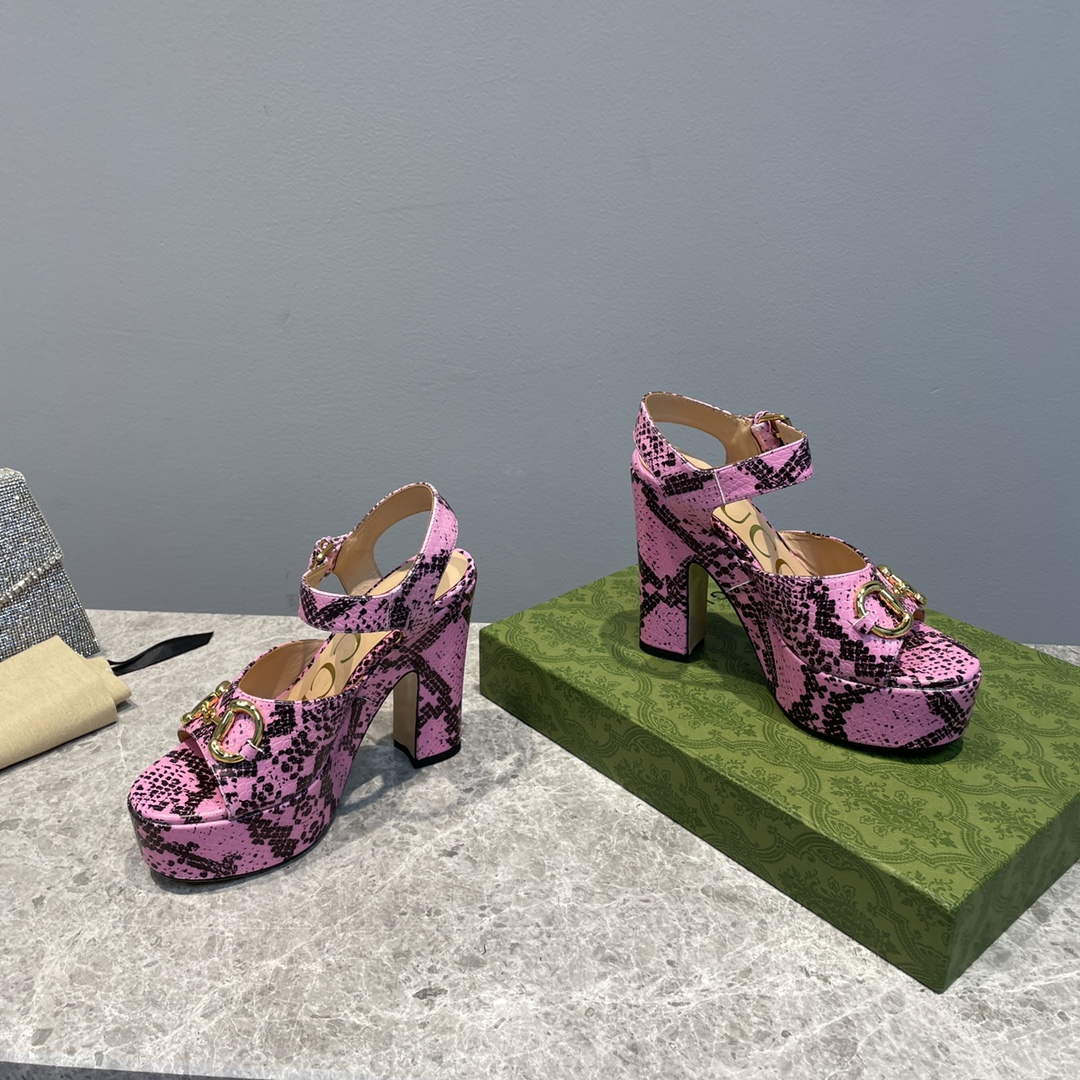 Gucci 723838 Women's python print high heel pump G66752 | gucci 723838 womens python print high heel pump g66752 4
