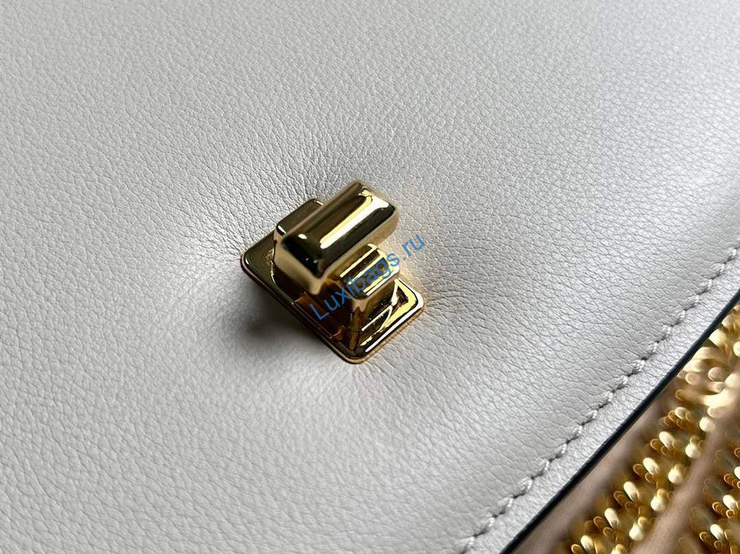 Gucci 735101 Gucci Blondie Top-handle Bag White | gucci 735101 gucci blondie top handle bag white 7