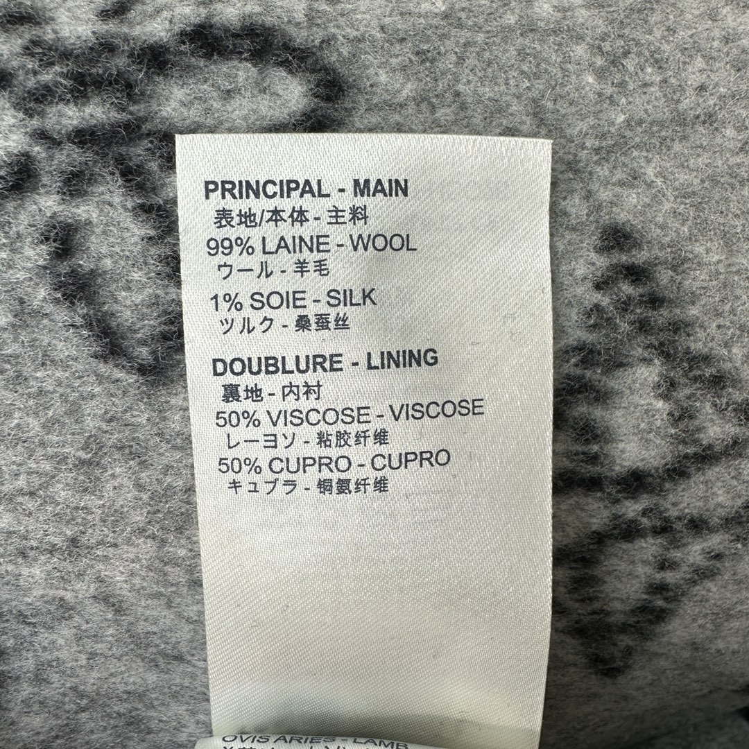 Louis Vuitton LV 1A9LDF Women's Reversible Mahina Monogram Wrap Coat L55745 | louis vuitton lv 1a9ldf womens reversible mahina monogram wrap coat l55745 009