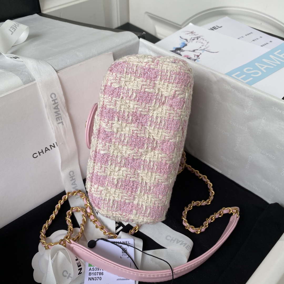 Chanel AS3973 Small Vanity Case Tweed Lambskin & Gold Metal Pink & Ecru | chanel as3973 small vanity case tweed lambskin gold metal pink ecru 005