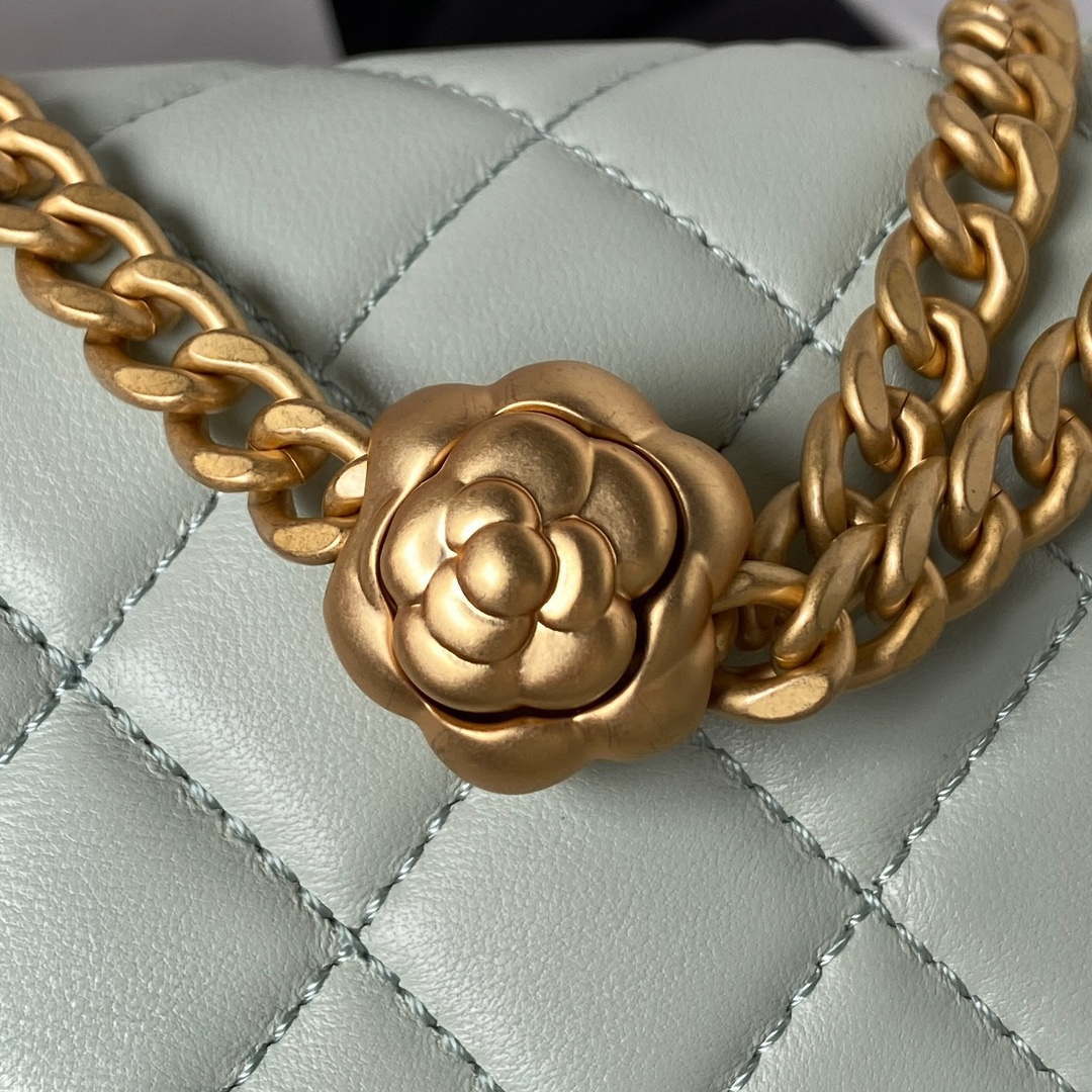 Chanel AS4040 Mini Flap Classic Bag 18 Woc Camellia Lambskin Green Gray | chanel as4040 mini flap classic bag 18 woc camellia lambskin green gray 004