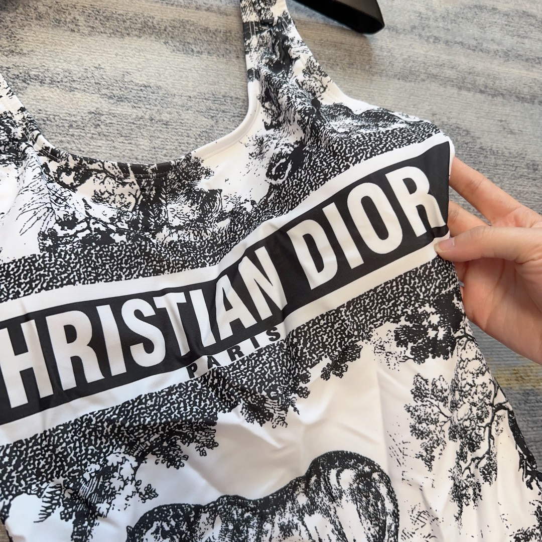 Dior 11BB01 Women's Fashion swimsuit Bikini D22BB68 | dior 11bb01 womens fashion swimsuit bikini d22bb68 4
