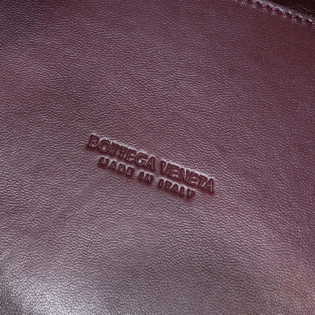 Bottega Veneta BV 7466 Bowling bag Wine Red | bottega veneta bv 7466 bowling bag wine red 009