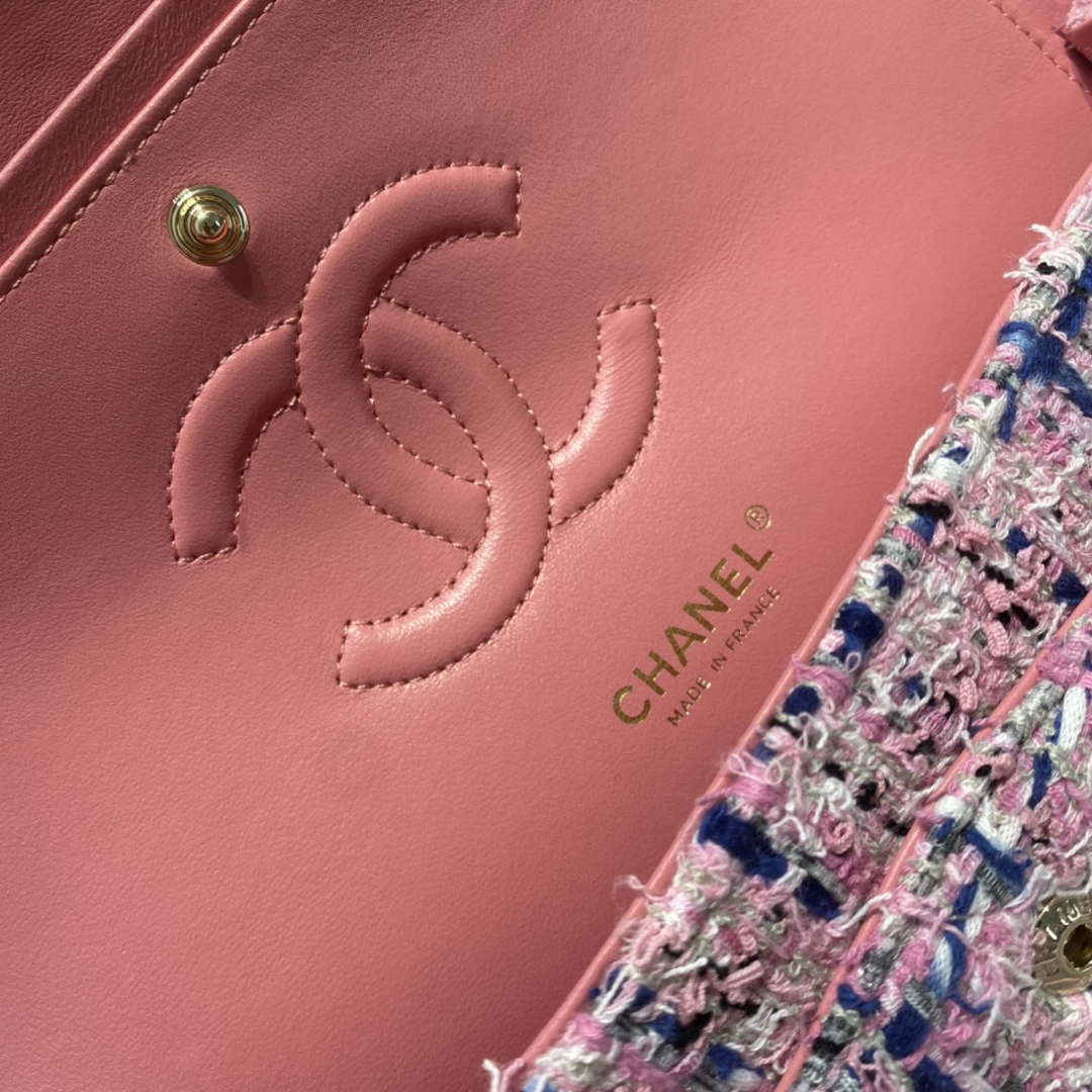 Chanel A01112 Flap Classic Handbag Tweed & Gold-Tone Metal Pink | chanel a01112 flap classic handbag tweed silver tone metal pink 003