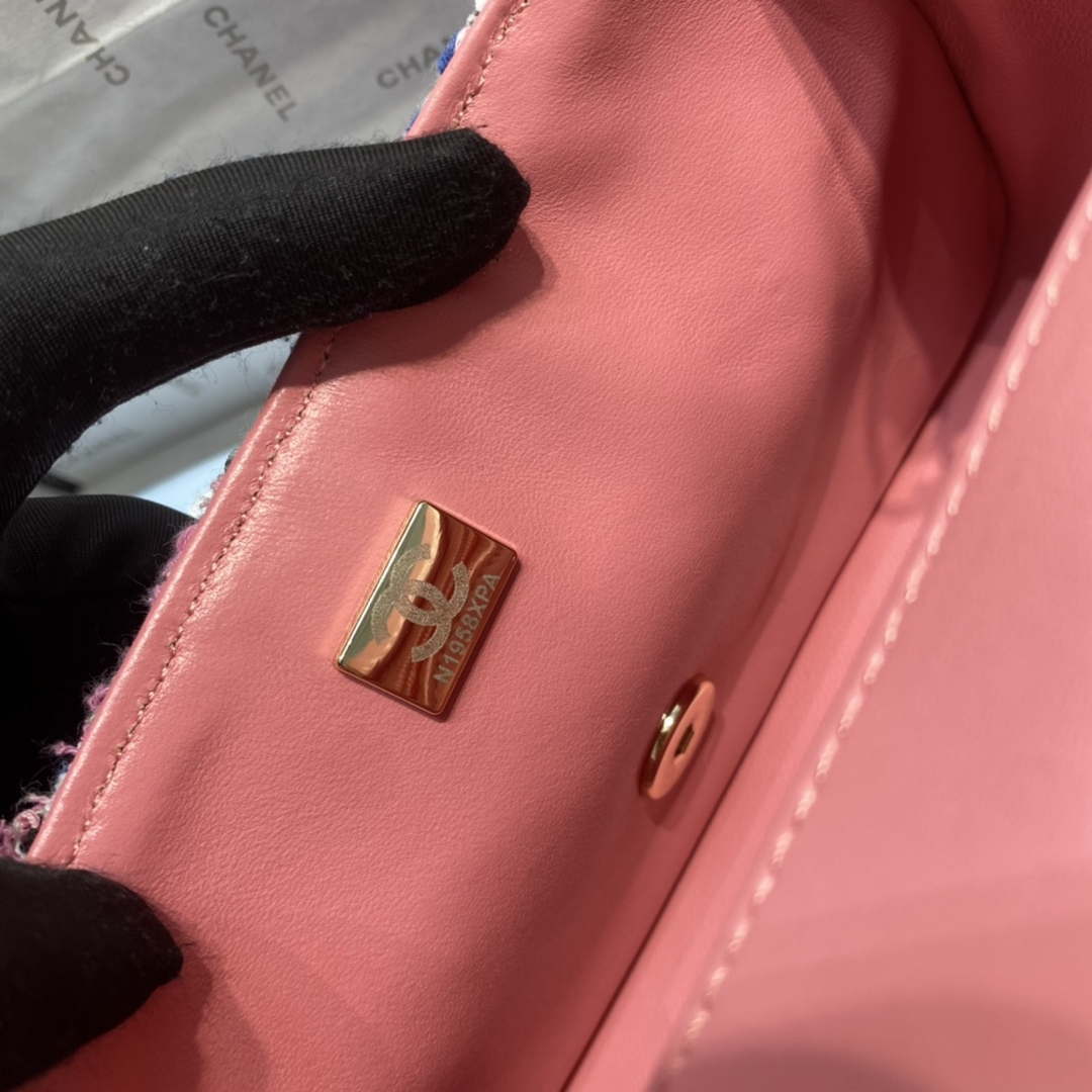 Chanel A1116 Mini Flap Classic Handbag Tweed & Gold-Tone Metal Pink | chanel a1116 mini flap classic handbag tweed gold tone metal pink 009