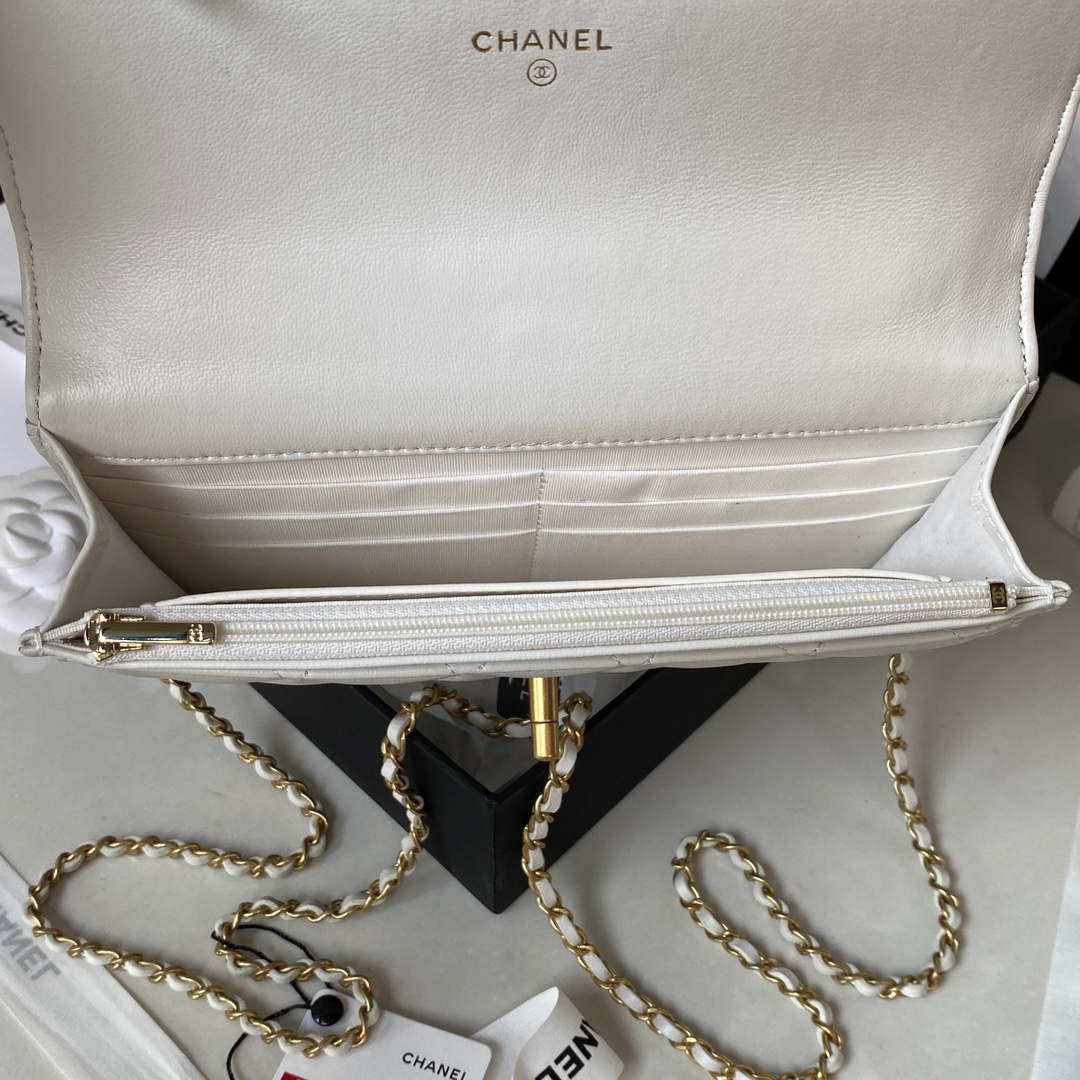 Chanel AP3424 Woc Mini Flap Bag Lambskin White | chanel ap3424 woc mini flap bag lambskin white 007