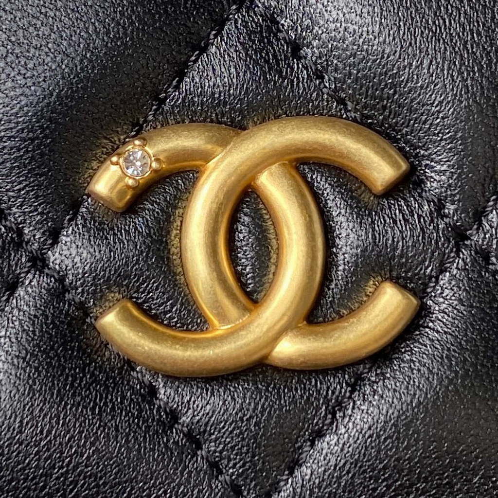 Chanel AP3426 Woc Mini Flap Bag Lambskin 17cm Black | chanel ap3426 woc mini flap bag lambskin 17cm black 012
