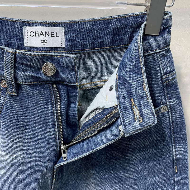 Chanel Women's Fashion Jeans C58819 | chanel womens fashion jeans c588195