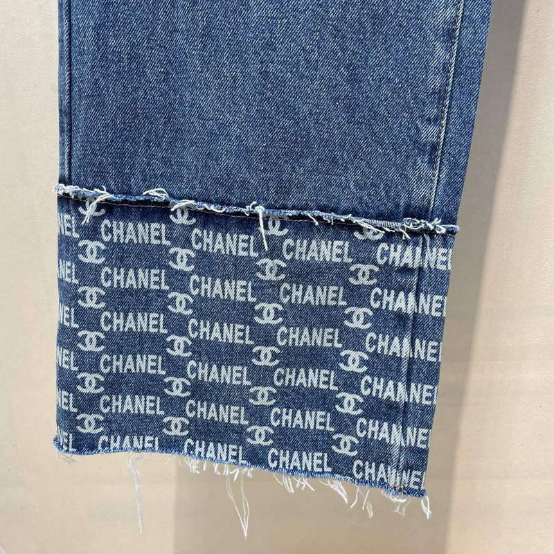 Chanel Women's Fashion Jeans C58819 | chanel womens fashion jeans c588196