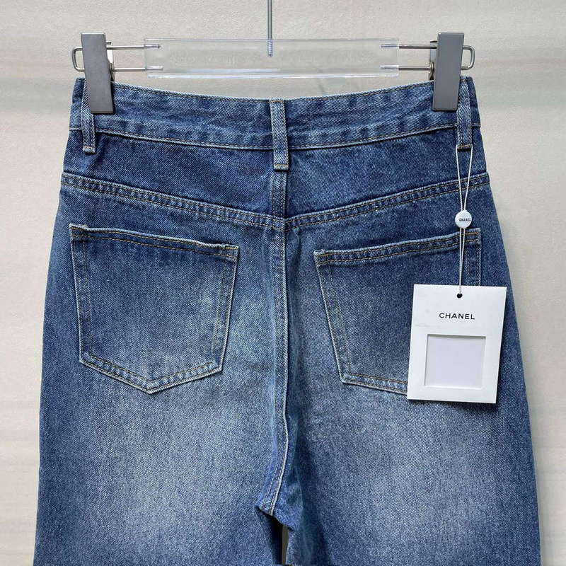 Chanel Women's Fashion Jeans C58819 | chanel womens fashion jeans c588197
