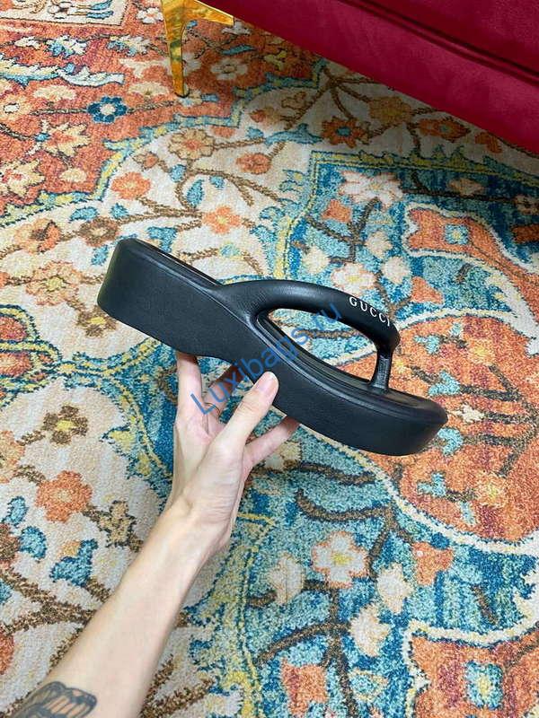 Gucci 746334 Women's Thong Platform Sandal G38248 | gucci 746334 womens thong platform sandal g38248 2