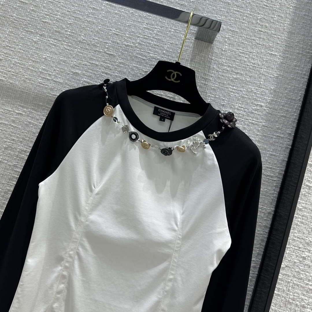 Chanel Women's Fashion Clothing T-shirt C58824 | chanel womens fashion clothing t shirt c58824 2