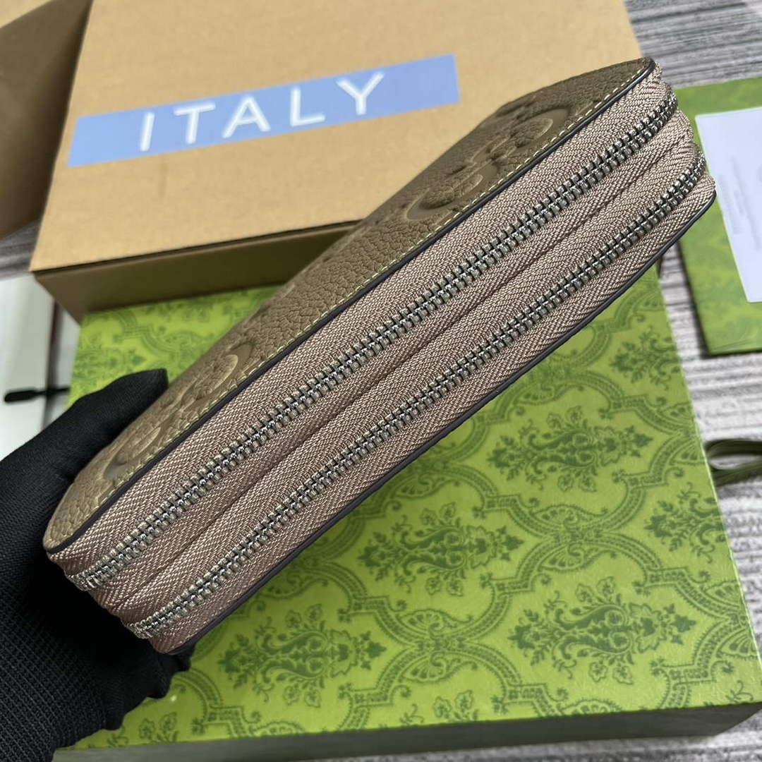 Gucci 751760 Jumbo GG Travel Document Case Grey | gucci 751760 jumbo gg travel document case grey 5