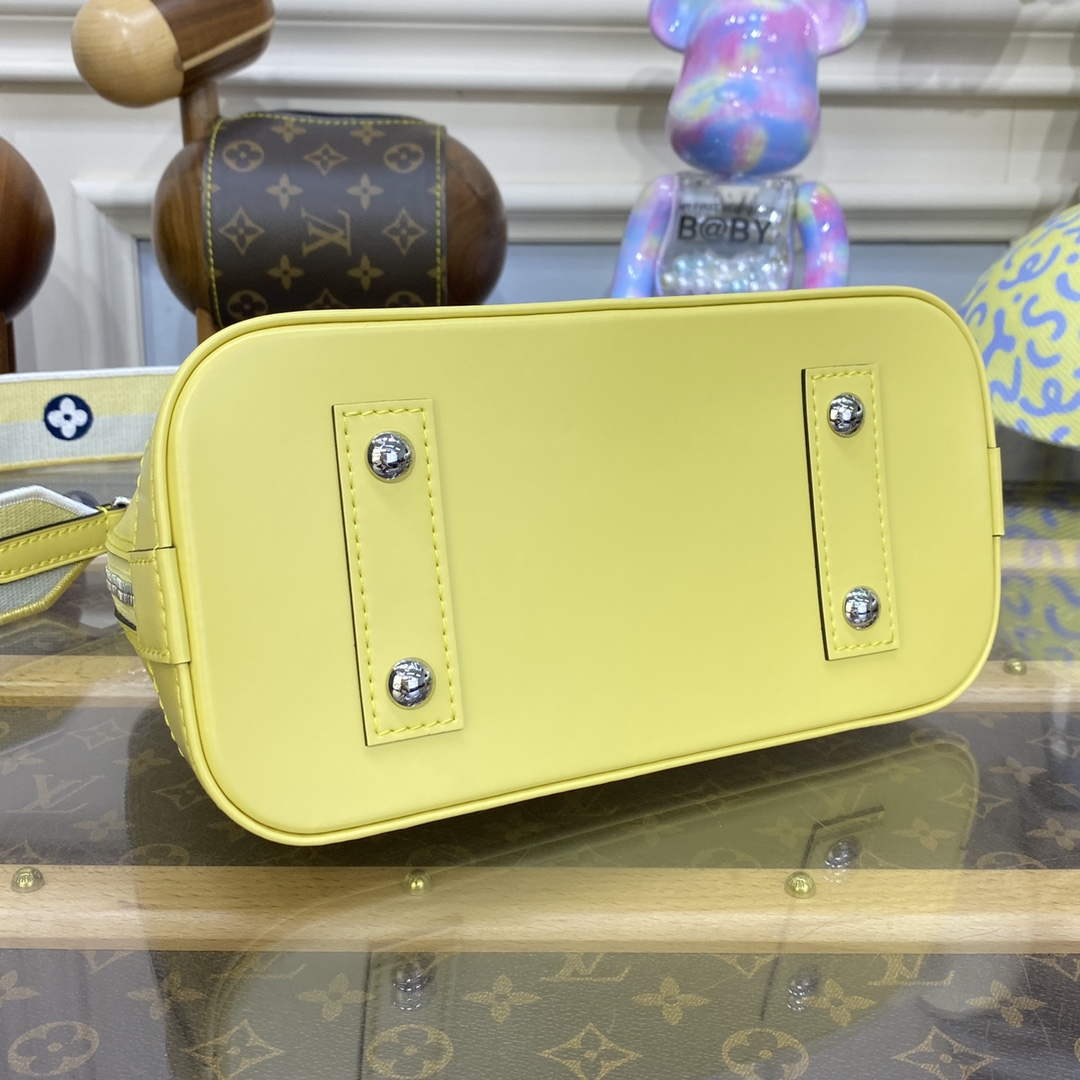 LV M22213 Louis Vuitton Alma BB Epi Handbag Jaune Plume Yellow | lv m22213 louis vuitton alma bb epi handbag jaune plume yellow 4