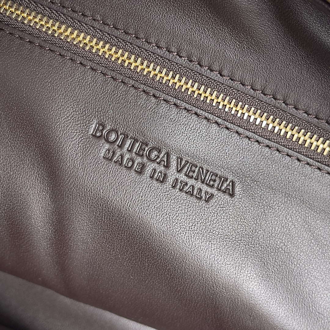 Bottega Veneta BV 600263 Medium Jodie Bag Dark Brown | bottega veneta bv 600263 medium jodie bag dark brown 008