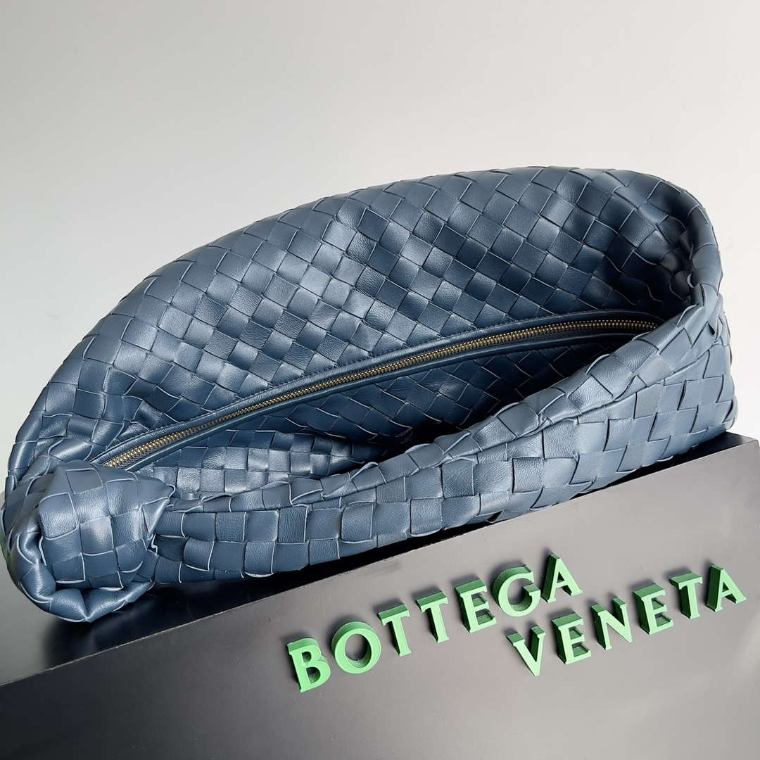 Bottega Veneta BV 600263 Medium Jodie Bag Navy Blue | bottega veneta bv 600263 medium jodie bag navy blue 003