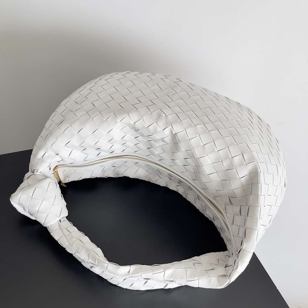 Bottega Veneta BV 600263 Medium Jodie Bag White | bottega veneta bv 600263 medium jodie bag white 002