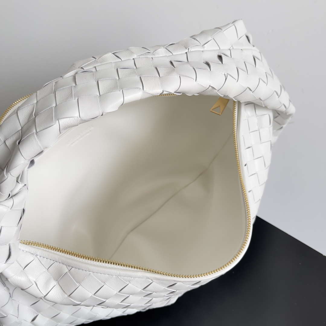 Bottega Veneta BV 600263 Medium Jodie Bag White | bottega veneta bv 600263 medium jodie bag white 009