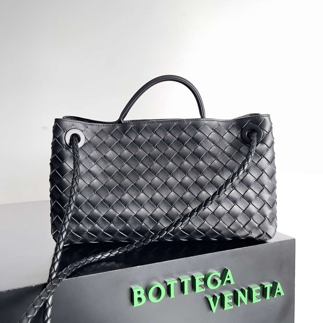 Bottega Veneta BV 754990 Small East/West Andiamo Black | bottega veneta bv 754990 small east west andiamo black 007