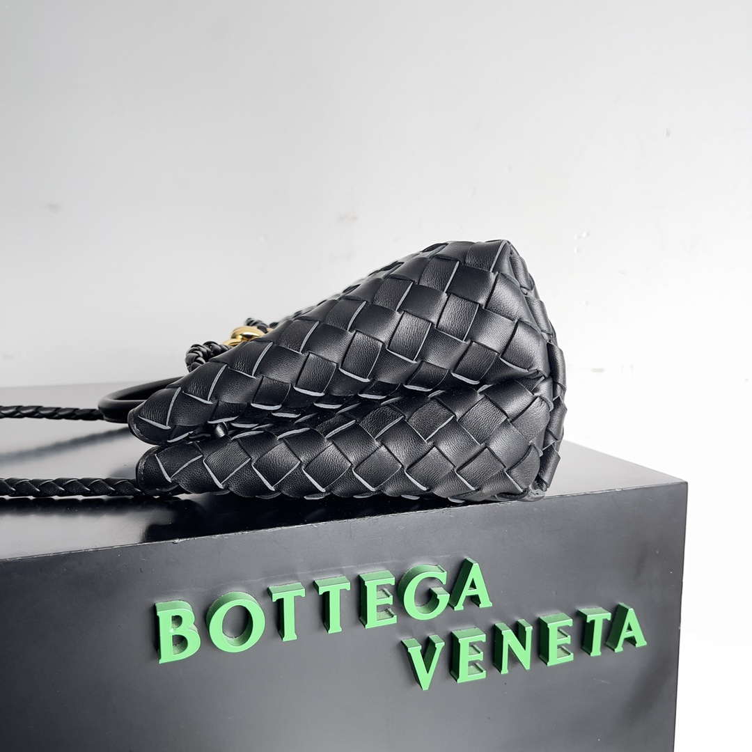 Bottega Veneta BV 754990 Small East/West Andiamo Black | bottega veneta bv 754990 small east west andiamo black 009