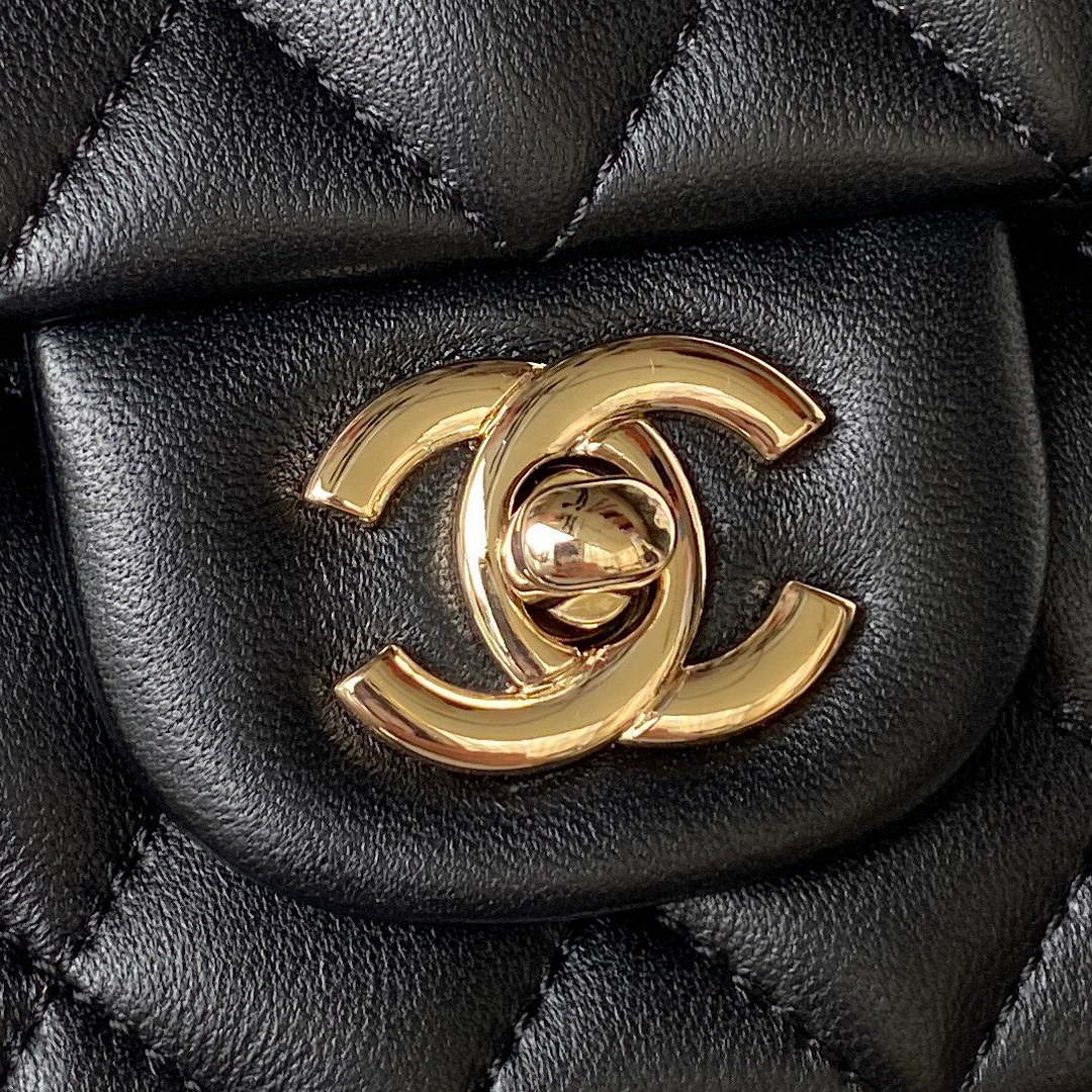 Chanel 23K AS2431 Mini flap Lambskin bag with top handle Black | chanel 23k as2431 mini flap lambskin bag with top handle black 003